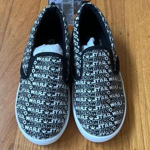 NWT GAP Black and White Star Wars Sneaker Shoe Size 10!